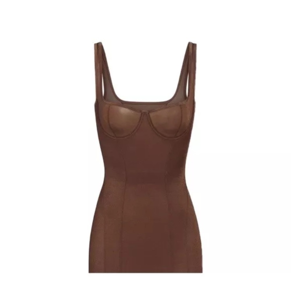 SKIMS Glissenette Corset Dress
Bodysuit NWT Jasper Size 3XL
Stretch Brand New